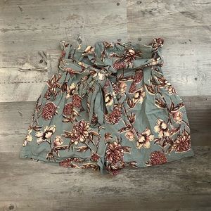 Charming Charlie Sage Floral Shorts